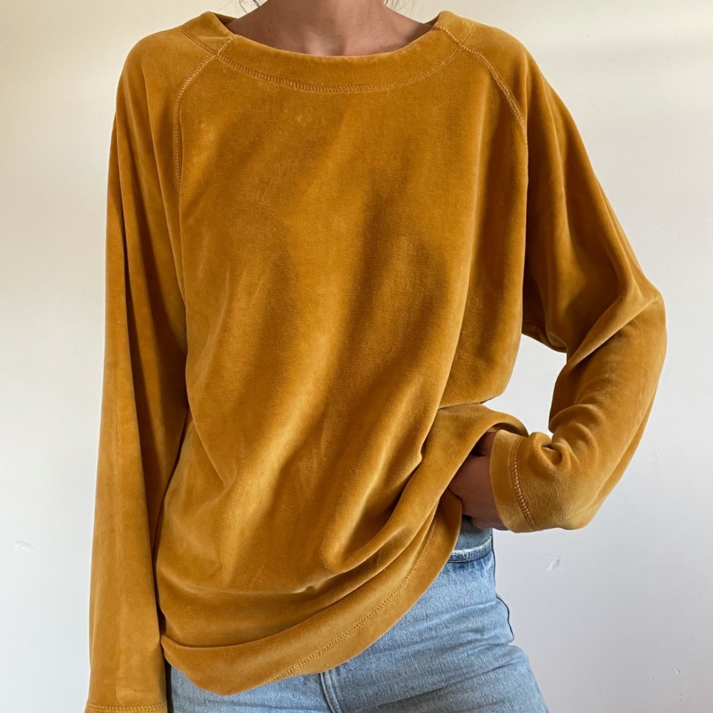 vintage mustard sweater